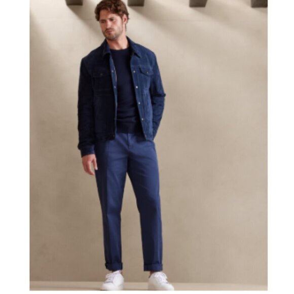 Banana Republic Pleated Tapered Ultimate Chino Navy Blue Pants Size 33 - RT$120 - Picture 1 of 6